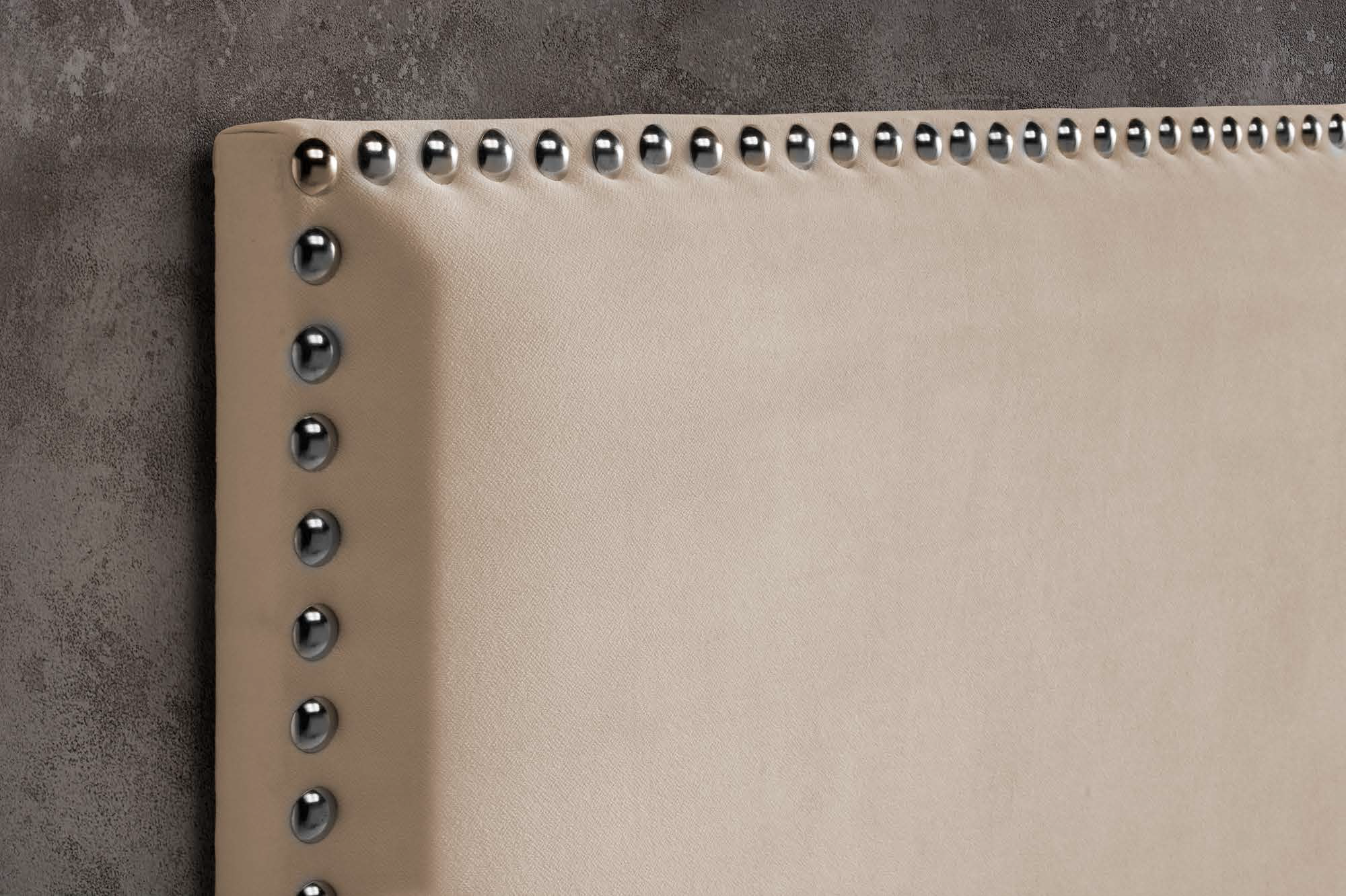 Cabecero Magister A01 Tachuelas