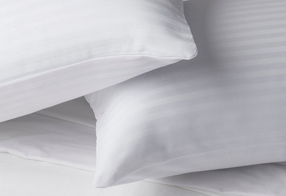 Funda de Almohada Velfont Raso Labrado